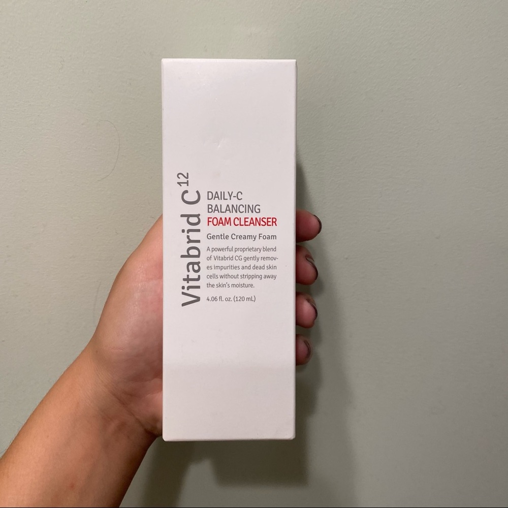 Vitabrid c12 daily c foaming cleanser